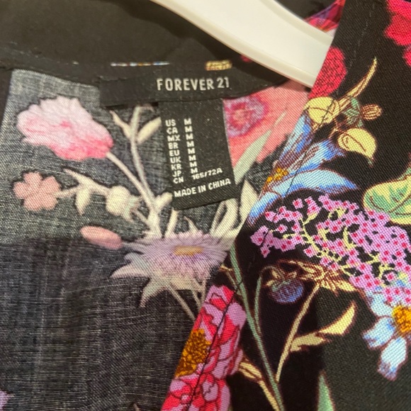 Floral romper - Picture 3 of 3